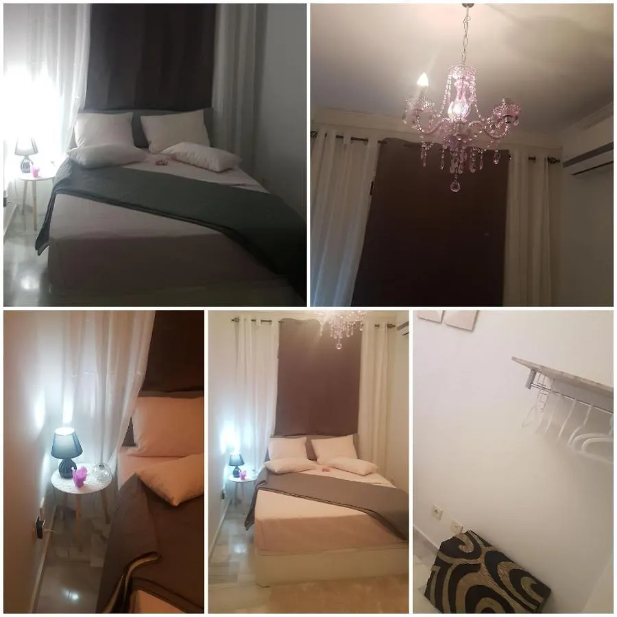 La Casita Del Corazon Bed and Breakfast Castillo del Romeral Bed & Breakfast