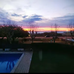 Primera Linea De Mar Y Piscina A 20 Minutos De Barcelona , Premiá de Mar Spanien