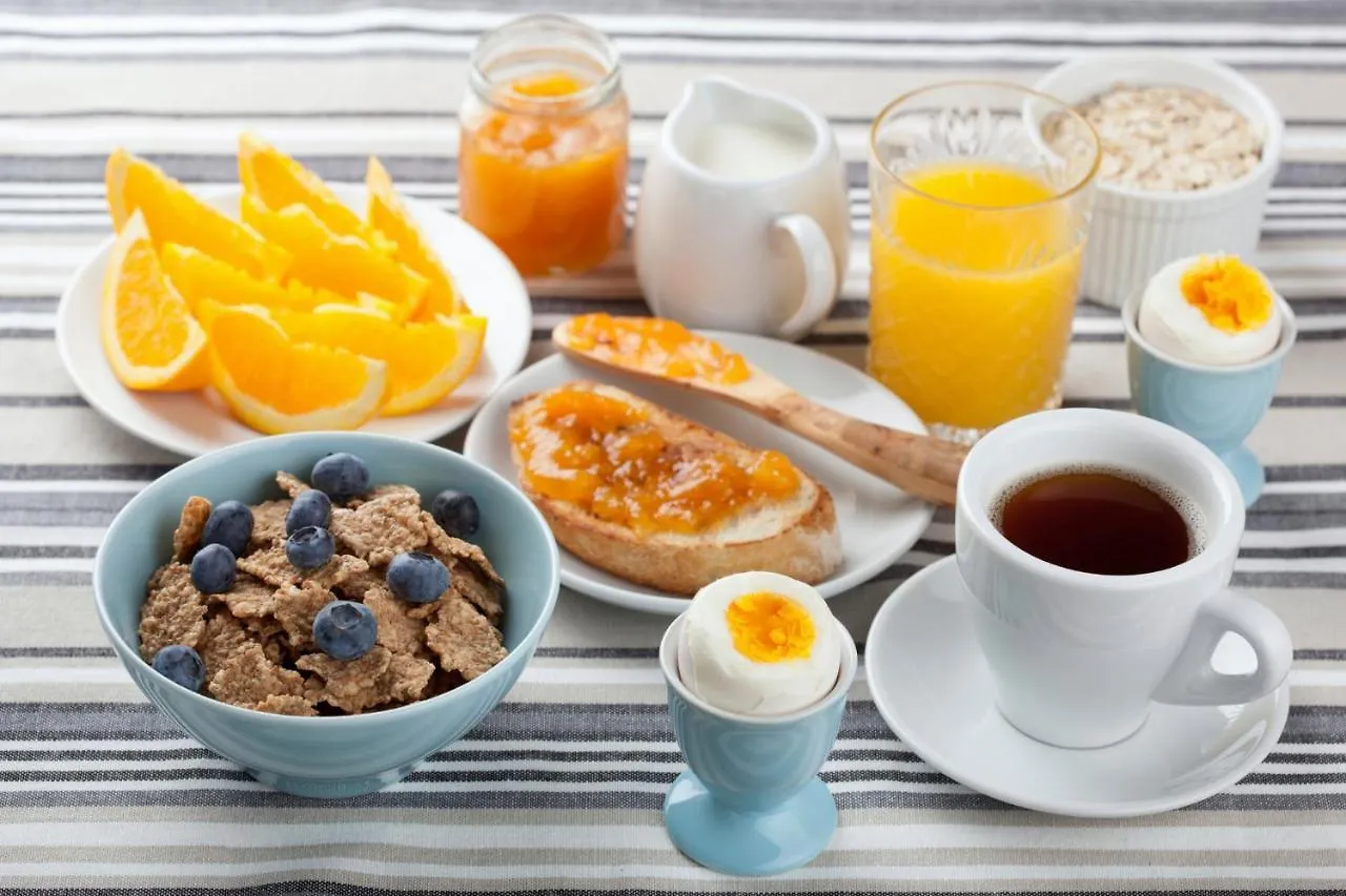 Bed & Breakfast Bed and Breakfast la CASITA DEL CORAZON Castillo del Romeral