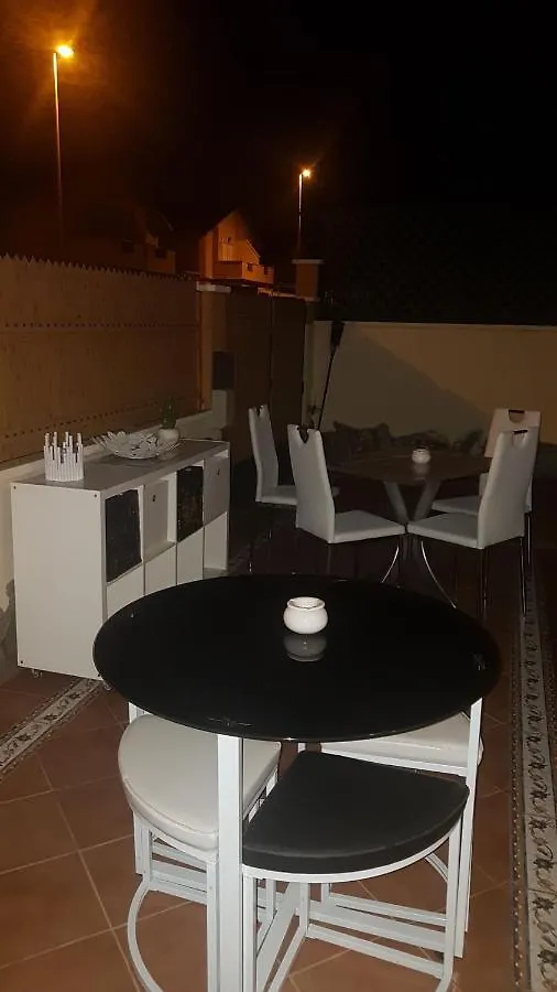 Bed and Breakfast La Casita Del Corazon Castillo del Romeral Spanien
