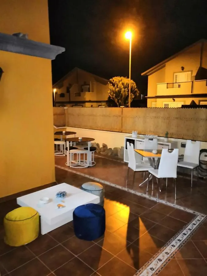 Bed and Breakfast la CASITA DEL CORAZON Castillo del Romeral 0*,  Spagna